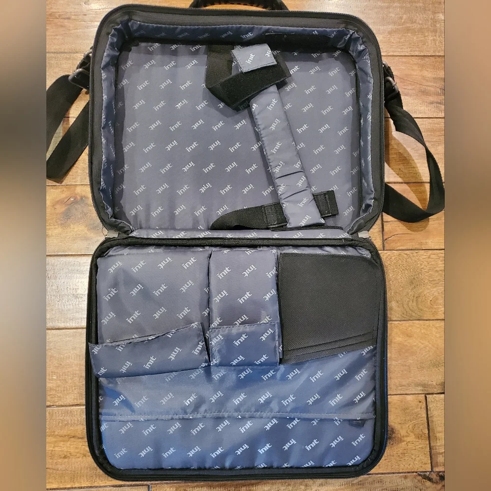 Init laptop briefcase messenger/shoulder‎ bag